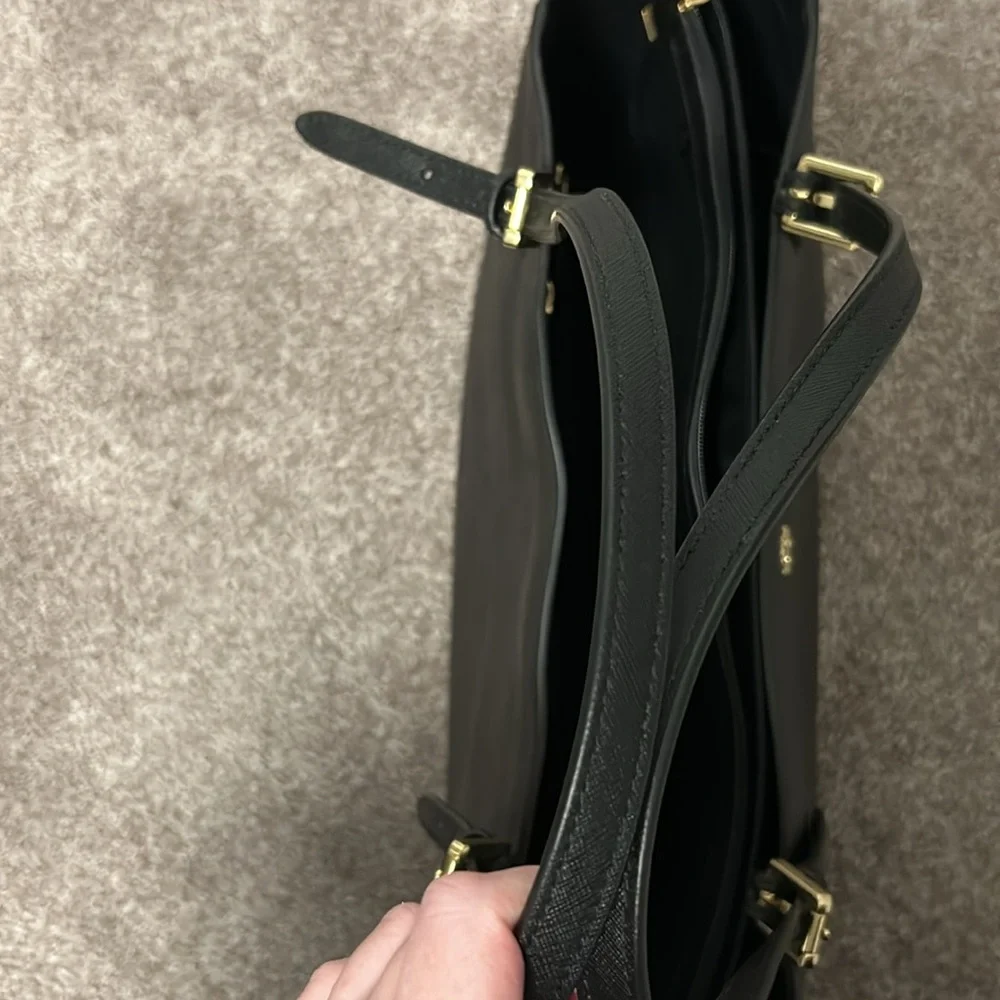 TORY BURCH York Leather Buckle Tote *black* - Picture 14 of 17